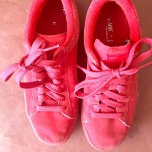 All red Puma’s